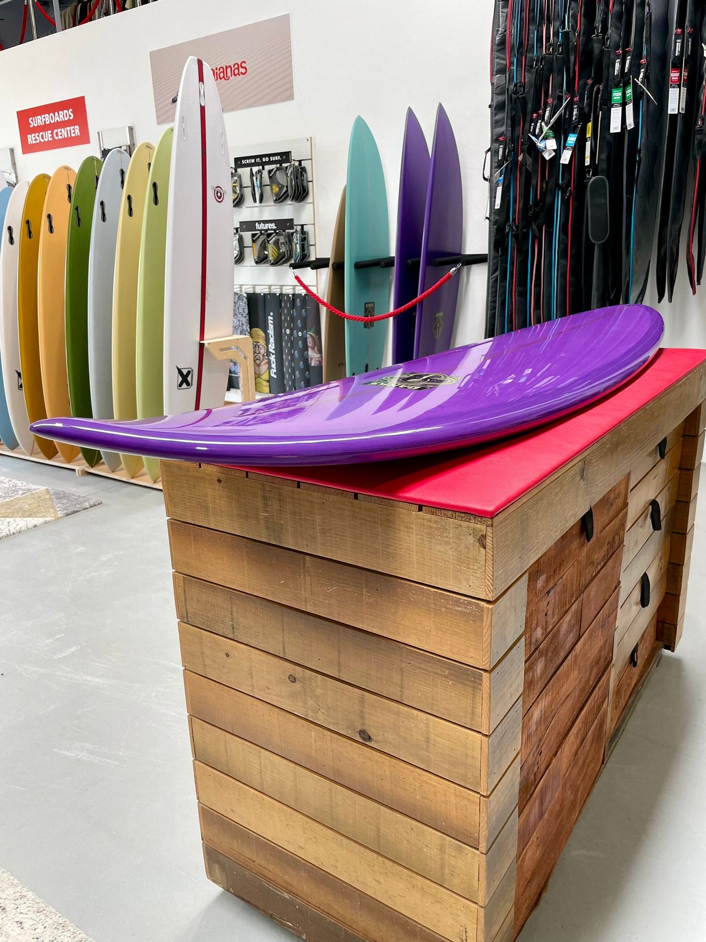 Prancha Surf Jim Banks Revolution (Semi Gun/Gun) 7´6